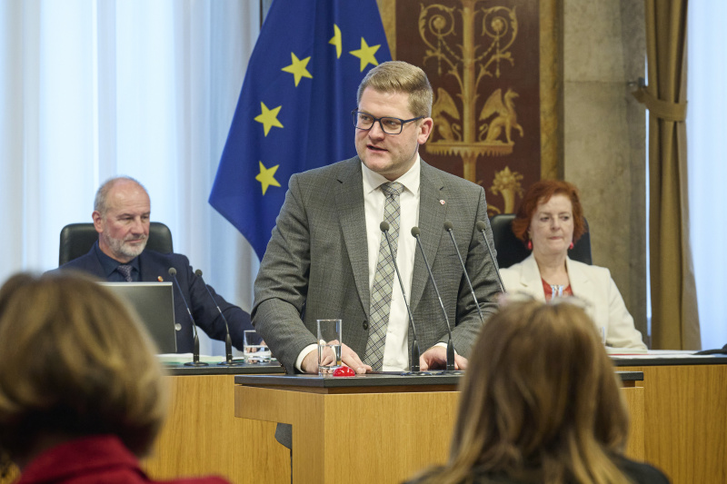 Am Rednerpult Bundesrat Markus Stotter (ÖVP)