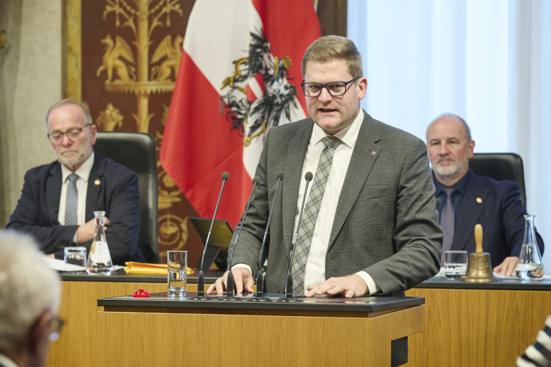 Am Rednerpult Bundesrat Markus Stotter (ÖVP)