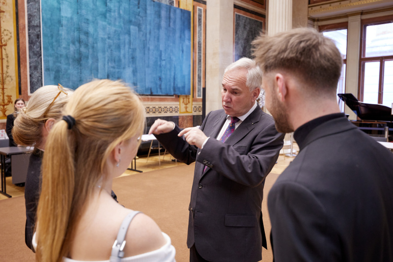 Nationalratspräsident Walter Rosenkranz (FPÖ) im Gespräch