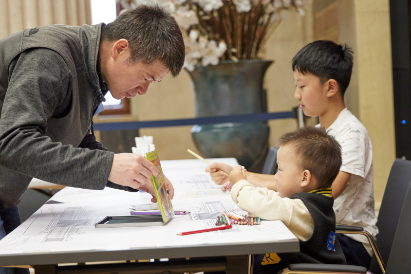 Malstation im Empfangssalon