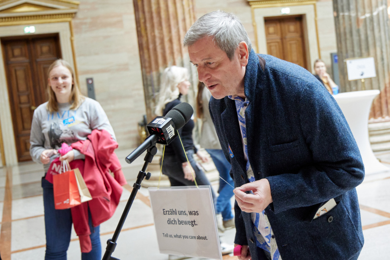 Erzähl und was dich bewegt