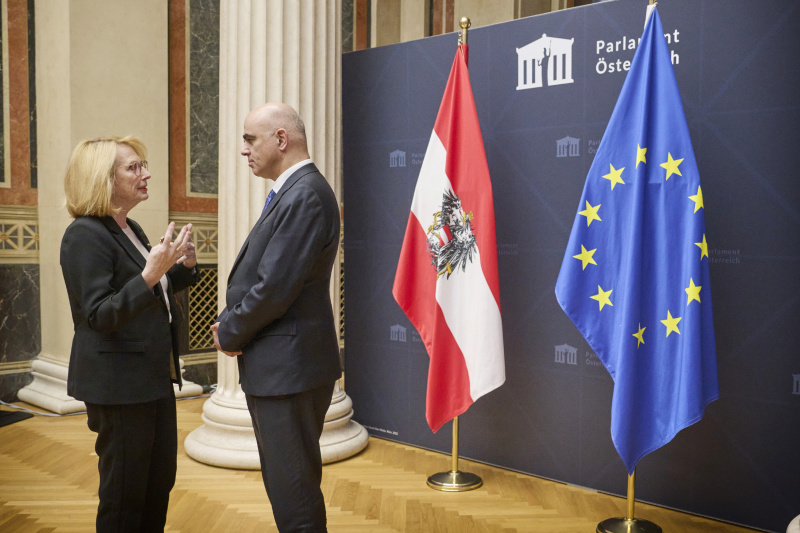 Von links: Dritte Nationalratspräsidentin Doris Bures (SPÖ), Generalsekretär des Europarates Alain Berset