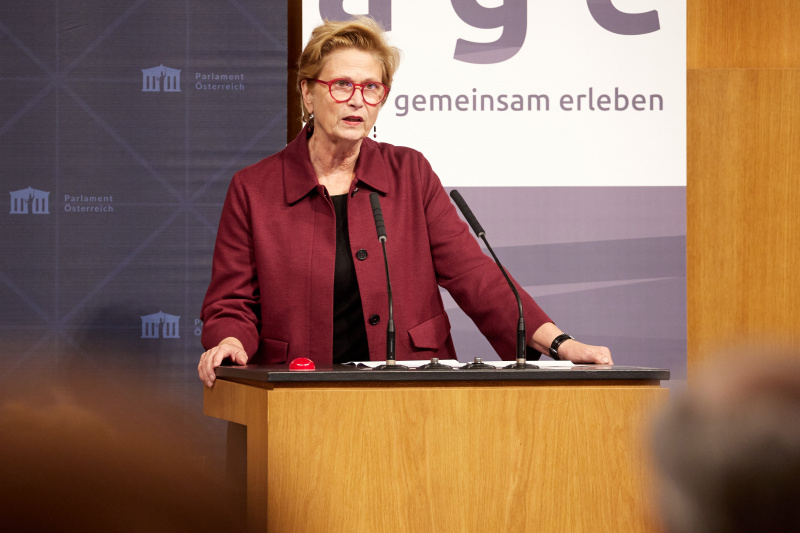 Eröffnungsworte Parlamentsvizedirektorin Susanne Janistyn-Novák