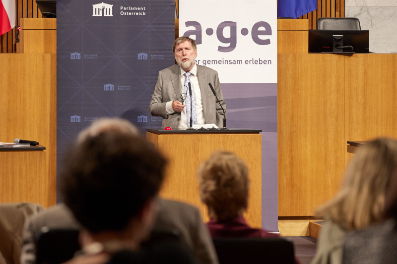 Kategorie 3 Gesellschaft. Laudatio Leiter des Kompetenzzentrum Gerontologie und Gesundheitsforschung an der Karl Landsteiner Privatuniversität für Gesundheitswissenschaften Franz Kolland