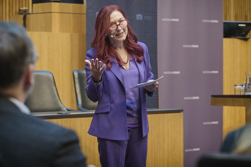 Moderation Vorständin des Nationalfonds der Republik Österreich für Opfer des Nationalsozialismus Hannah Lessing