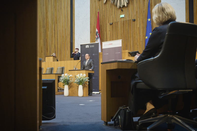 Eröffnungsworte Zweiter Nationalratspräsident Peter Haubner (ÖVP)