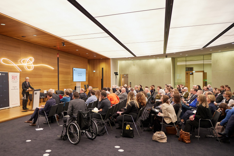 Abschlussworte Parlamentsdirektor Harald Dossi