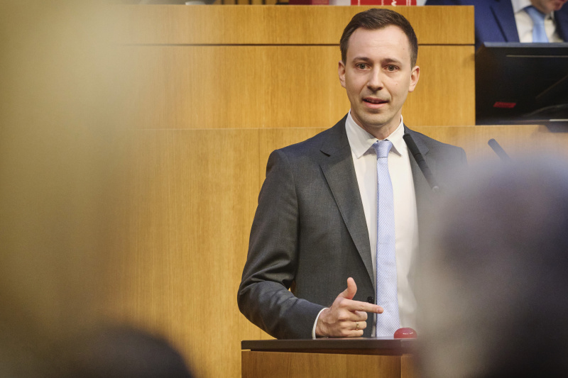 Am Rednerpult: Nationalratsabgeordneter Nico Marchetti (ÖVP)