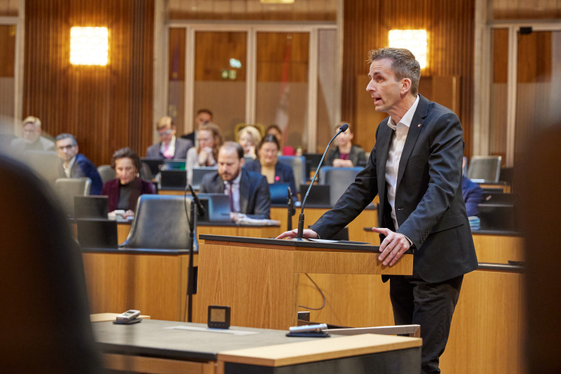 Fragesteller Nationalratsabgeordneter Harald Schuh (FPÖ)