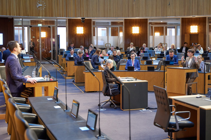 Fragestellerin Nationalratsabgeordnete Sigrid Maurer (GRÜNE)