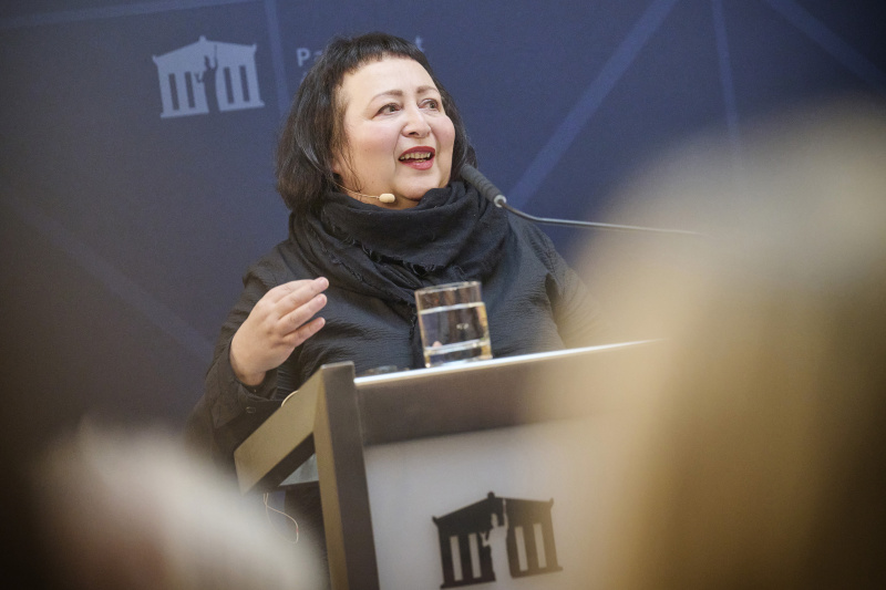 Lesung aus "Laurenzerberg". Schriftstellerin Julya Rabinowich