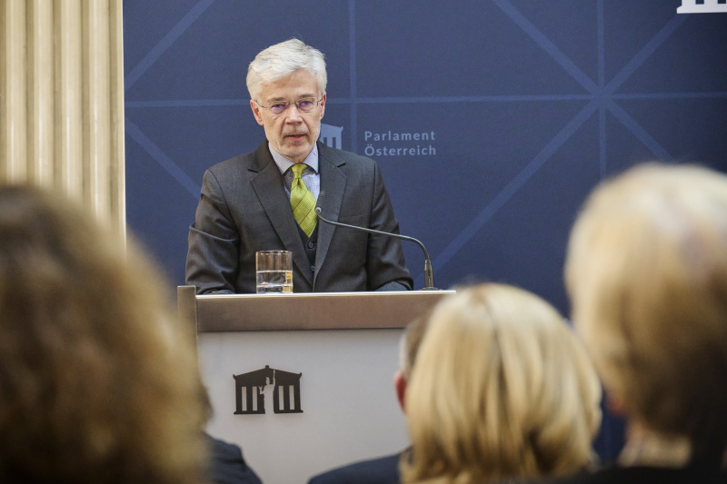 Schlussworte Parlamentsdirektor Harald Dossi