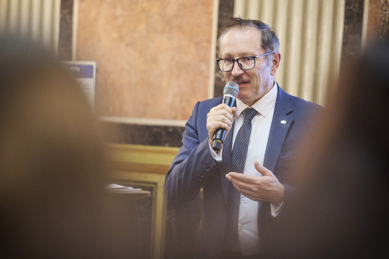 Moderation Abteilungsleiter 8.2 der Parlamentsdirektion Peter Reichstädter