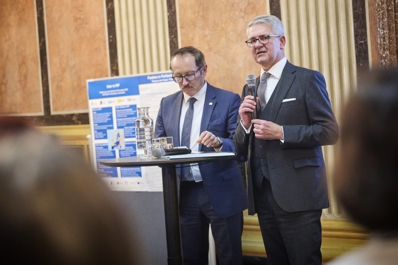 Eröffnungsworte Parlamentsvizedirektor Alexis Wintoniak