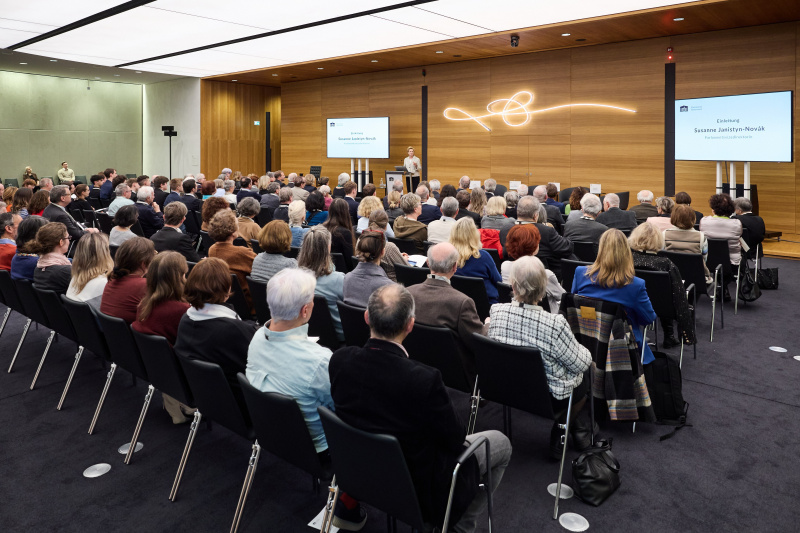 Eröffnungsworte Parlamentsvizedirektorin Susanne Janistyn-Novák