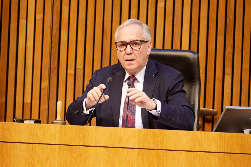 Nationalratspräsident Walter Rosenkranz (FPÖ) am Präsidium