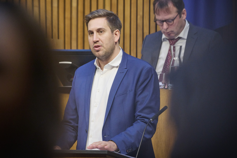 Am Rednerpult Staatssekretär Alexander Pröll (ÖVP)