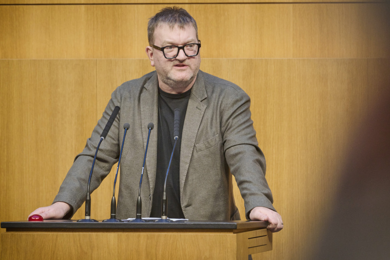 Am Rednerpult Nationalratsabgeordneter Markus Koza (GRÜNE)