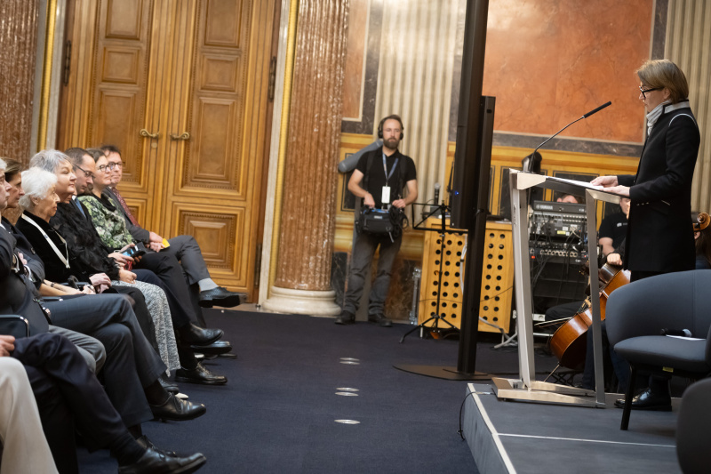 Laudatio für den Demokratiepreis 2024. Journalistin Elisabeth Totzauer