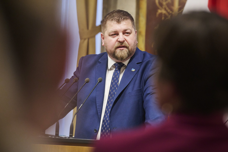 Am Rednerpult Bundesrat Andreas Arthur Spanring (FPÖ)