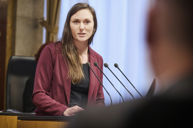 Am Rednerinnenpult Bundesrätin Viktoria Hutter (ÖVP)