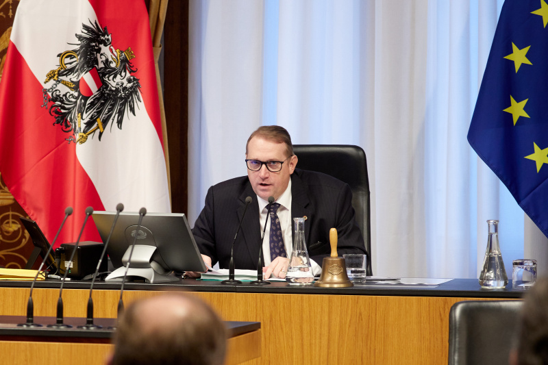 Vizepräsident des Bundesrates Günther Ruprecht (ÖVP) am Präsidium