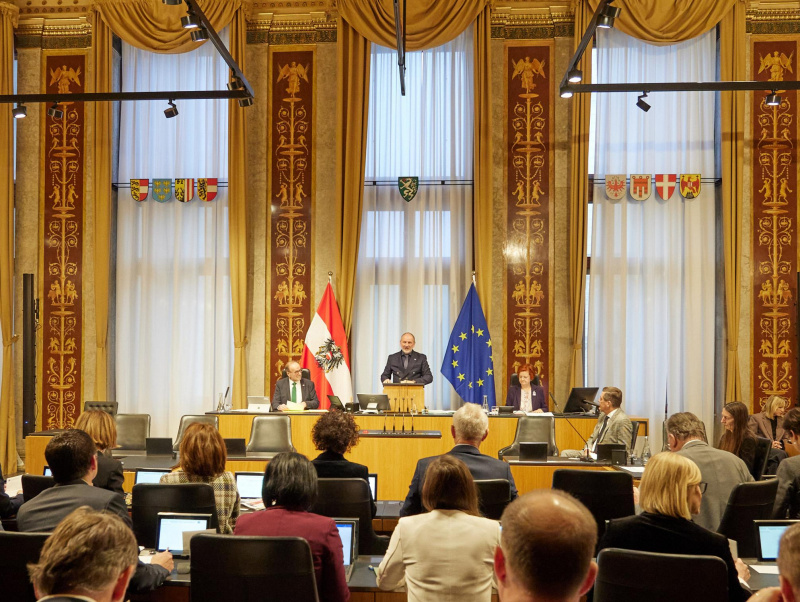 Bundesratspräsident Peter Samt bei seiner Abschiedsrede