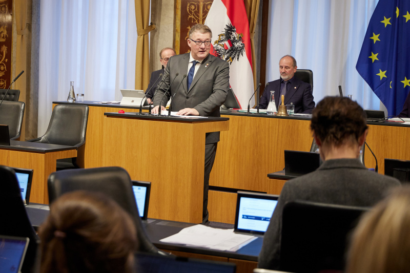 Am Rednerpult: Bundesrat Markus Steinmaurer (FPÖ)