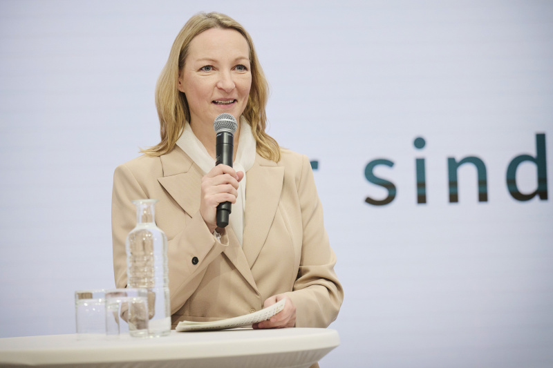 Moderation Leiterin des Dienstes "Demokratikum" in der Parlamentsdirektion Susanna Enk