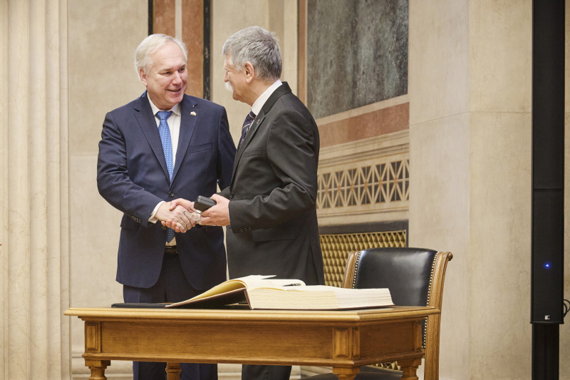 Von links: Nationalratspräsident Walter Rosenkranz (FPÖ), Präsident der ungarischen Nationalversammlung László Kövér