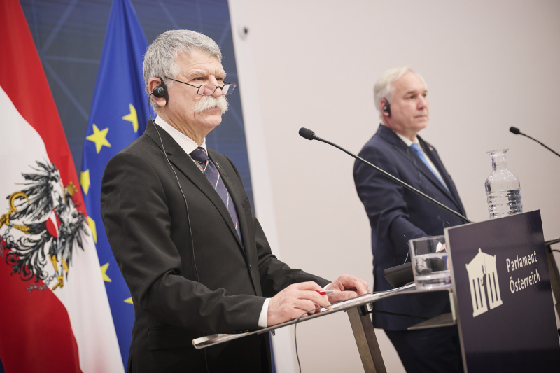 Pressekonferenz. Von links: Präsident der ungarischen Nationalversammlung László Kövér, Nationalratspräsident Walter Rosenkranz (FPÖ)