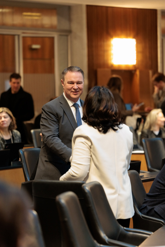 Eintreffen von Vizekanzler Andreas Babler (SPÖ) vor Beginn der Sitzung