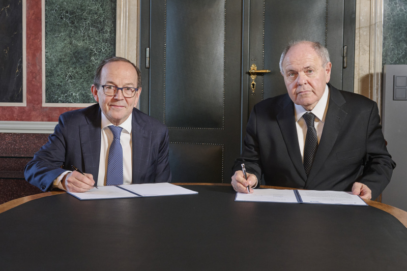 Von links: Zweiter Nationalratspräsident Peter Haubner (ÖVP), Vorsitzender von Yad Vashem Dani Dayan