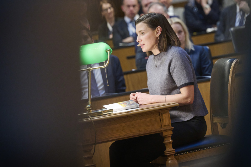 Lesung aus dem Buch„weiter leben. Eine Jugend“ von Ruth Klüger. Schauspielerin Martina Ebm