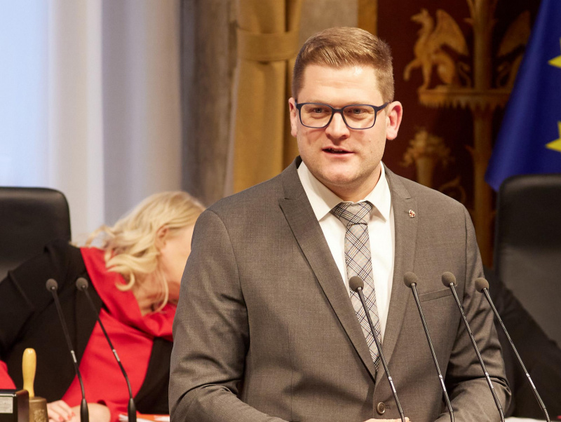 Am Rednerpult Bundesrat Markus Stotter (ÖVP)