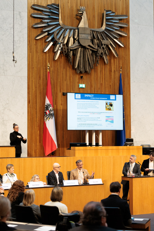 Fragerunde auf der Regierungsbank, Klaus Widl