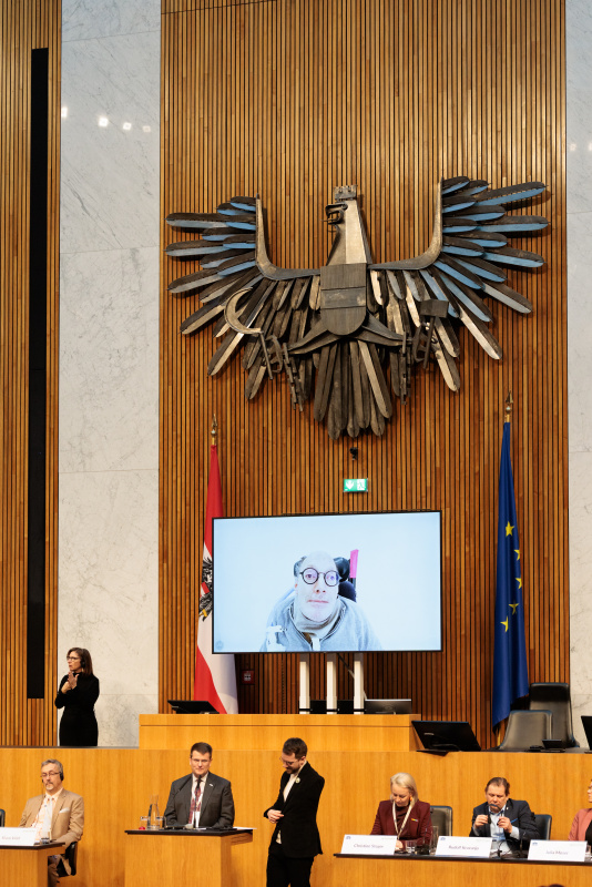 Franz-Josef Huainigg bei der Fragerunde