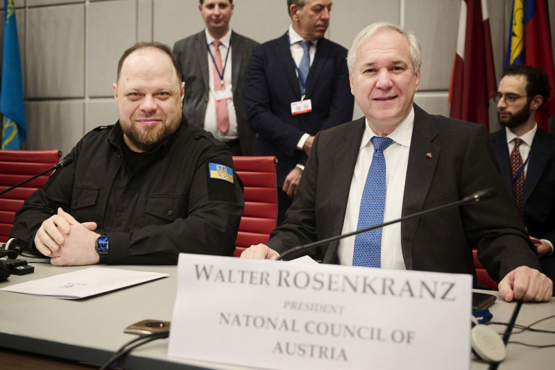 Von links: Präsident der Werchowna Rada der Ukraine Ruslan Stefantschuk, Nationalratspräsident Walter Rosenkranz (FPÖ)