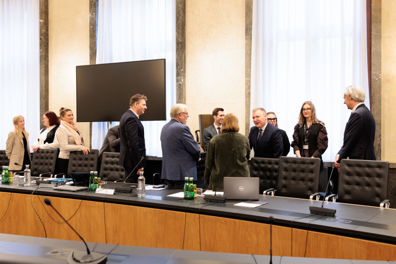 Begrüßung der Teilnehmerinnen und -teilnehmer