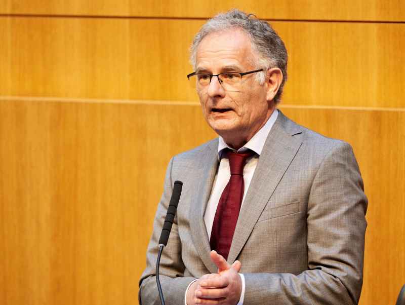 Regierungsbank. Stellungnahme Finanzminister Markus Marterbauer (SPÖ)2