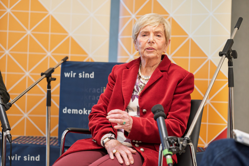 Univ.-Prof. Katja Sturm-Schnabl im Interview