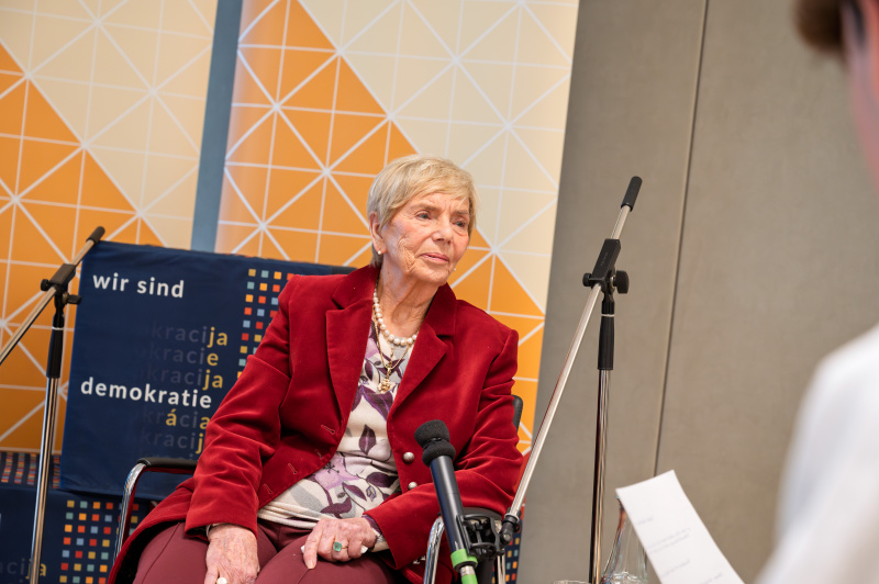 Univ.-Prof. Katja Sturm-Schnabl im Interview