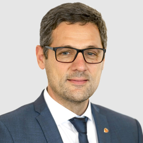 Portrait of Dr. Peter Raggl