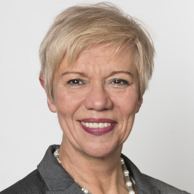 Portraitfoto von Monika Mühlwerth