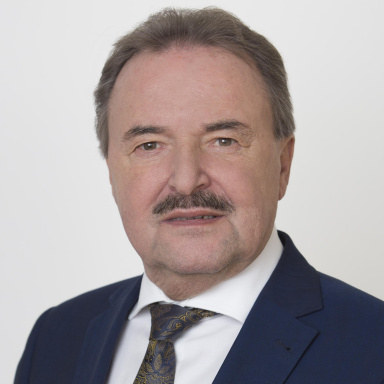 Portraitfoto von Johann Rädler