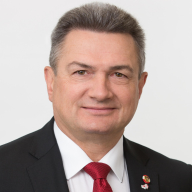 Portraitfoto von Hermann Krist