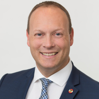 Portraitfoto von Ing. Christian Höbart