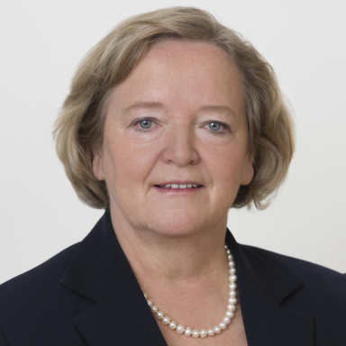 Portraitfoto von Angela Fichtinger