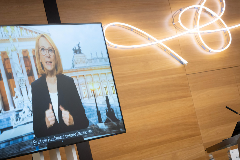 Grußworte Dritte Nationalratspräsidentin Doris Bures (SPÖ)