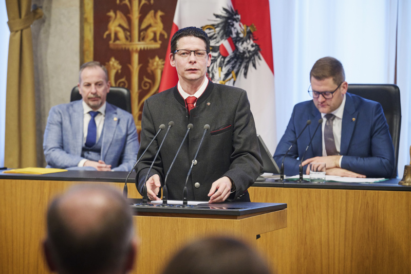 Am Rednerpult Bundesrat Christoph Stillebacher (ÖVP)